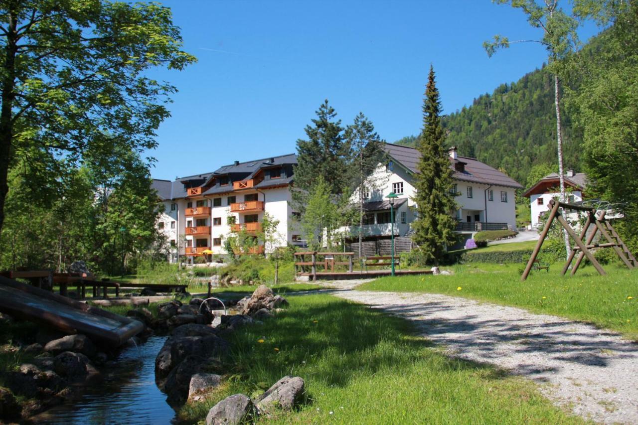 Apartments Gamsfeld Russbach am Pass Gschütt Exterior photo